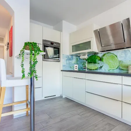 Apartamento Lakeside Pool Paradise Gambarogno